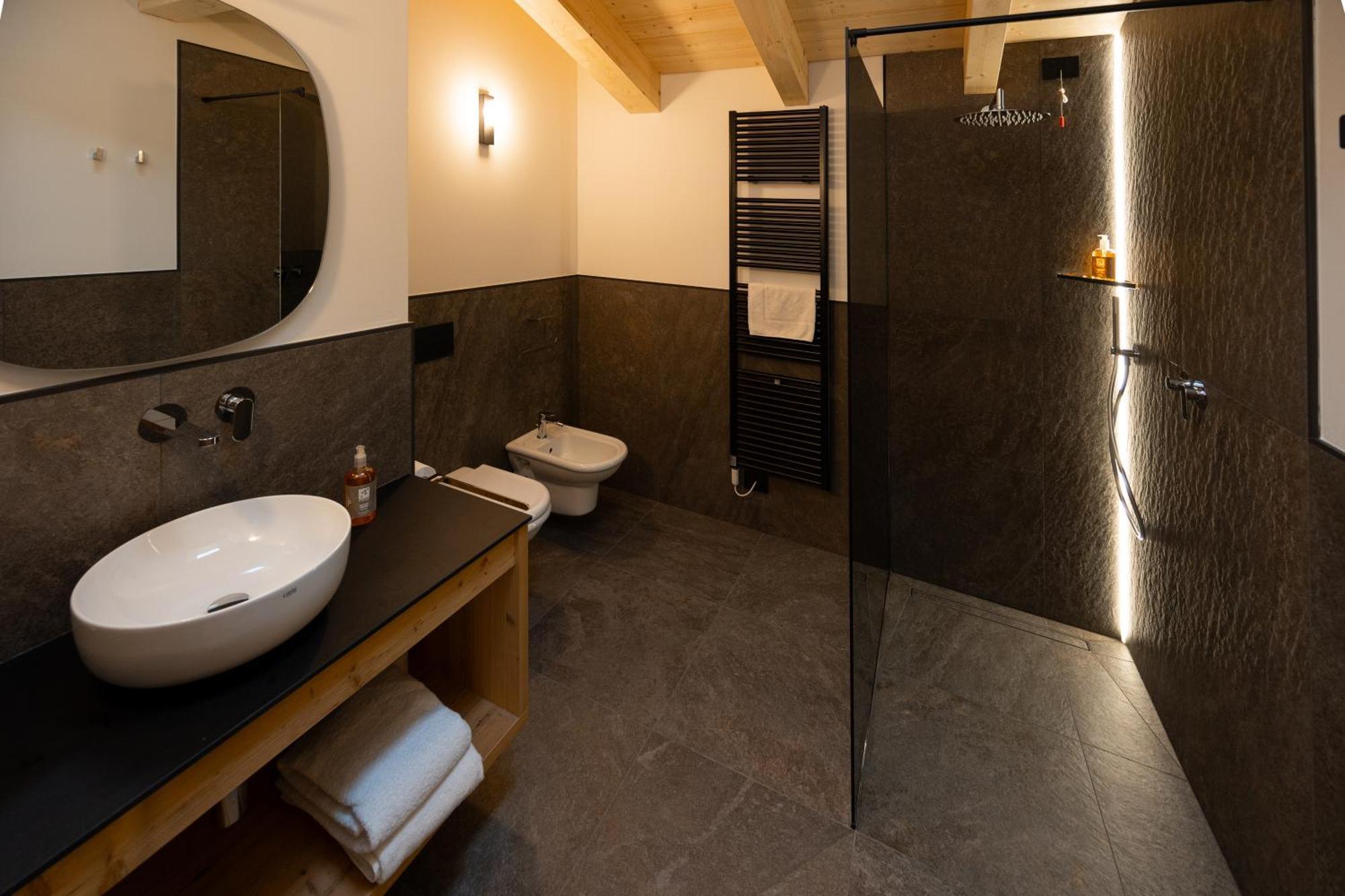 Hotel Alpino Varena Pokój zdjęcie